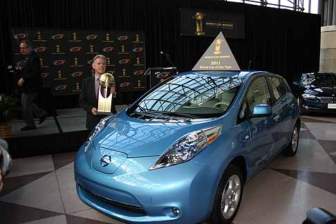 Nissan - Nissan Leaf Zero emission “World Car of the Year 2011” width=